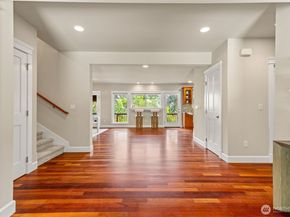 11028 E Riverside Drive, Bothell WA 98011