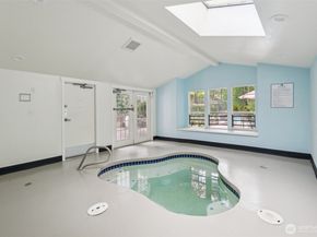 10004 100th Avenue NE K202, Kirkland WA 98034
