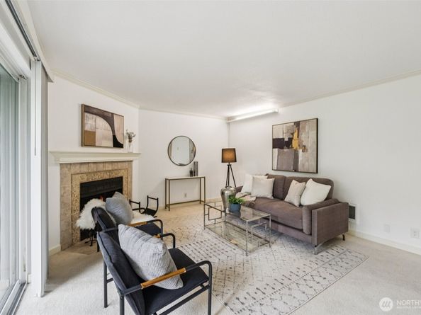 10004 100th Avenue NE K202, Kirkland WA 98034