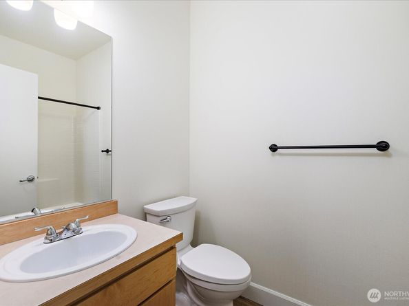 13720 231st Lane NE, Redmond WA 98053