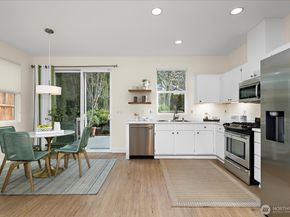 13720 231st Lane NE, Redmond WA 98053