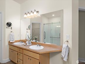 13720 231st Lane NE, Redmond WA 98053