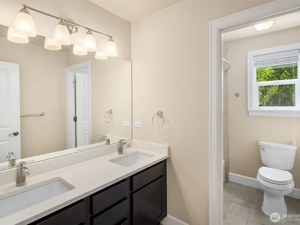 154 Hoquiam Avenue NE, Renton WA 98059