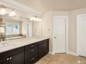154 Hoquiam Avenue NE, Renton WA 98059