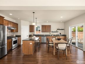 154 Hoquiam Avenue NE, Renton WA 98059