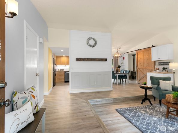 4115 NE 2nd Pl, Renton WA 98059