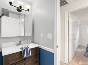 4115 NE 2nd Pl, Renton WA 98059