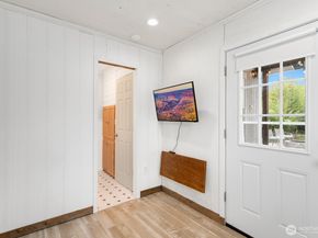 4115 NE 2nd Pl, Renton WA 98059