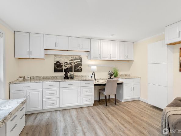 4115 NE 2nd Pl, Renton WA 98059