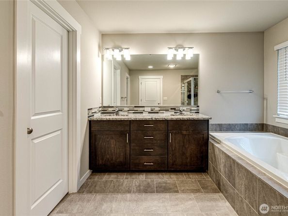 10309 35th Street NE, Lake Stevens WA 98258
