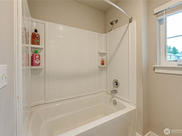 10309 35th Street NE, Lake Stevens WA 98258