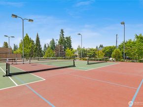 18527 1st Avenue NE C, Shoreline WA 98155
