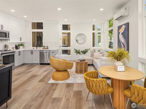 1721 17th Avenue, Seattle WA 98122
