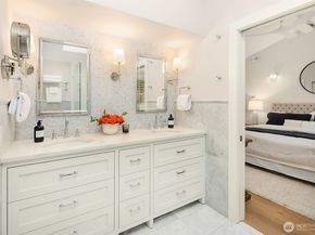 9642 Hilltop Road, Bellevue WA 98004