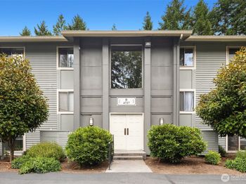 4727 W Lake Sammamish Parkway SE