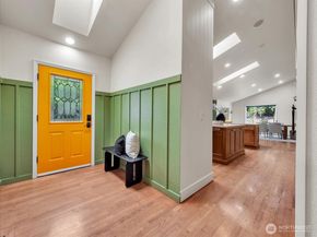 16817 203rd Place NE, Woodinville WA 98077