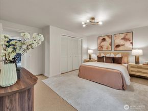 16817 203rd Place NE, Woodinville WA 98077