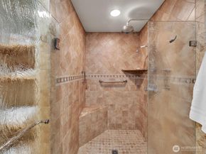 16817 203rd Place NE, Woodinville WA 98077
