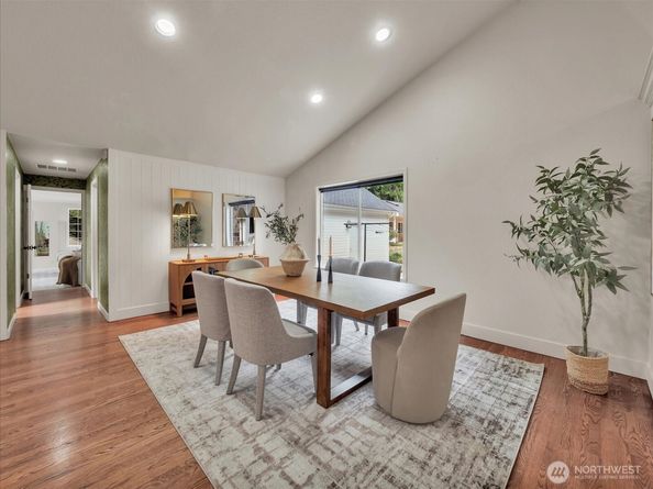 16817 203rd Place NE, Woodinville WA 98077
