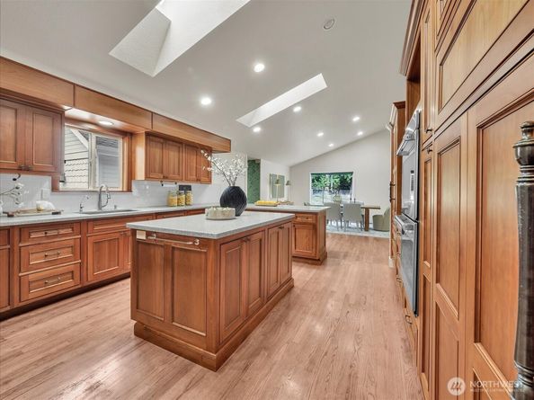 16817 203rd Place NE, Woodinville WA 98077