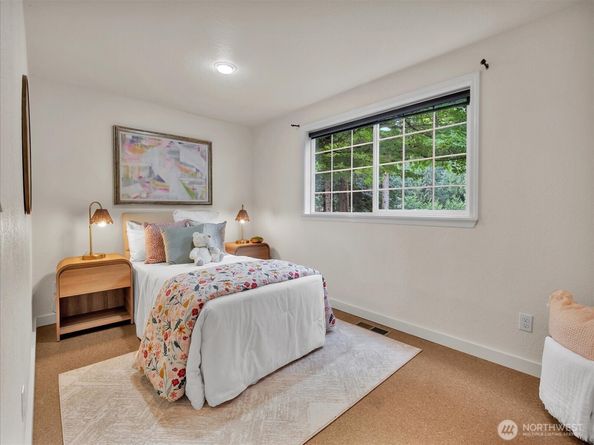 16817 203rd Place NE, Woodinville WA 98077