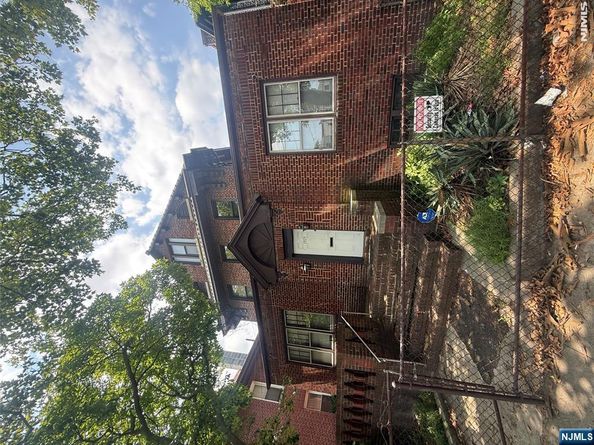 1925 Kennedy Boulevard, Jersey City NJ 07305