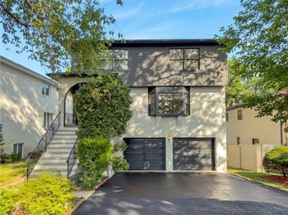 468 Morse Avenue, Ridgefield NJ 07657