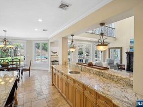 8 Willow Drive, Englewood Cliffs NJ 07632