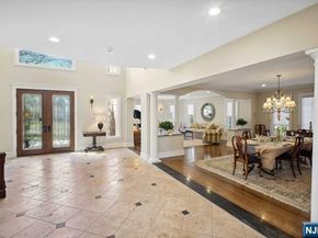 8 Willow Drive, Englewood Cliffs NJ 07632