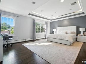 26 Sara Hill Road, Englewood Cliffs NJ 07632
