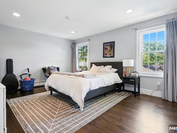 26 Sara Hill Road, Englewood Cliffs NJ 07632