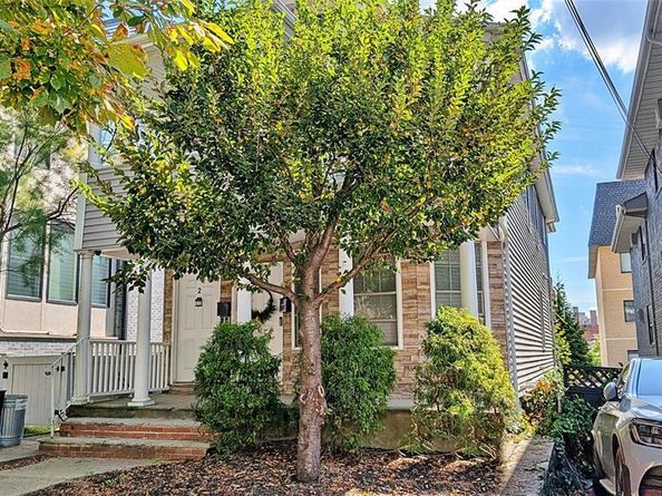 403 Undercliff Avenue, Edgewater NJ 07020
