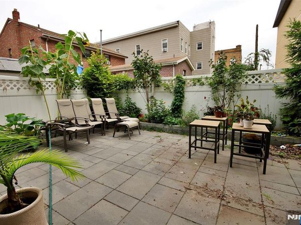 403 Undercliff Avenue, Edgewater NJ 07020