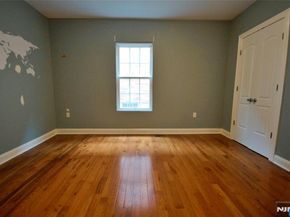 403 Undercliff Avenue, Edgewater NJ 07020