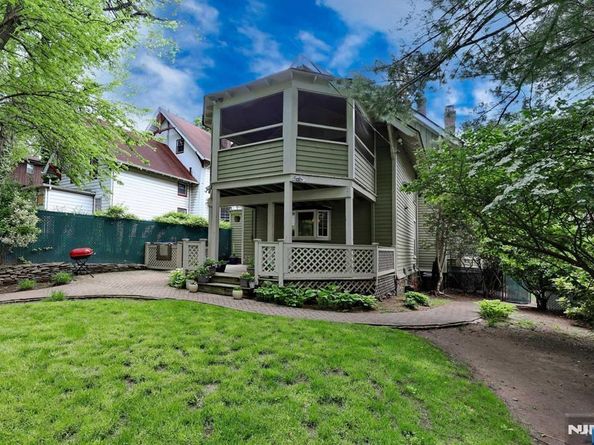 101 E Palisade Avenue, Englewood NJ 07631