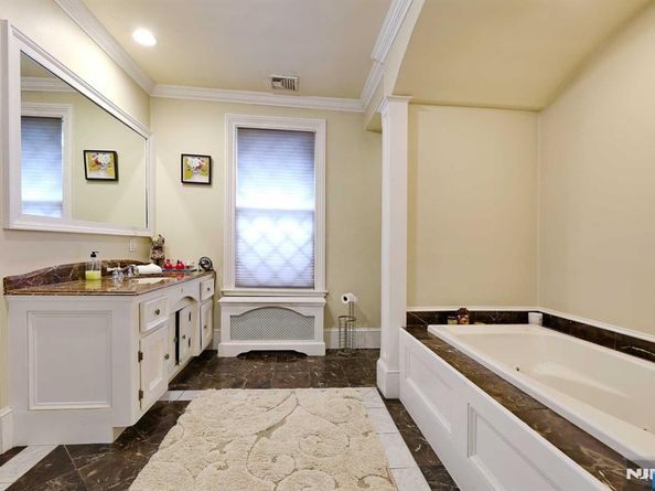 101 E Palisade Avenue, Englewood NJ 07631