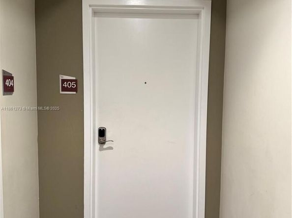 Undisclosed Address #A11861273, Doral FL 33178