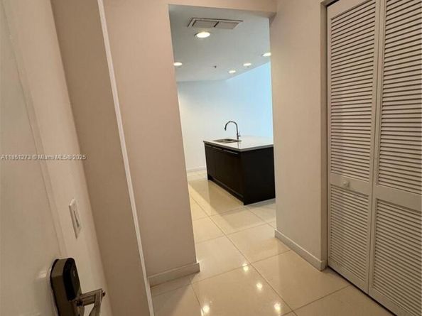 Undisclosed Address #A11861273, Doral FL 33178