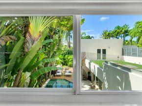 3330 Crystal Ct, Miami FL 33133