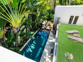 3330 Crystal Ct, Miami FL 33133
