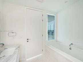 700 NE 26th Ter 903, Miami FL 33137