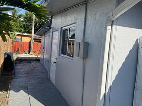 3031 SW 64th Ave, Miami FL 33155