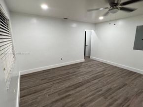 3031 SW 64th Ave, Miami FL 33155