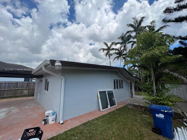 3031 SW 64th Ave, Miami FL 33155