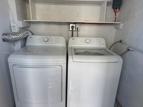 3031 SW 64th Ave, Miami FL 33155