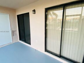 1017 Washington Cir F, Homestead FL 33034