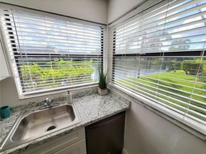 1017 Washington Cir F, Homestead FL 33034