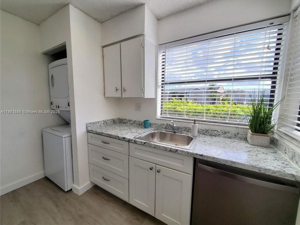1017 Washington Cir F, Homestead FL 33034