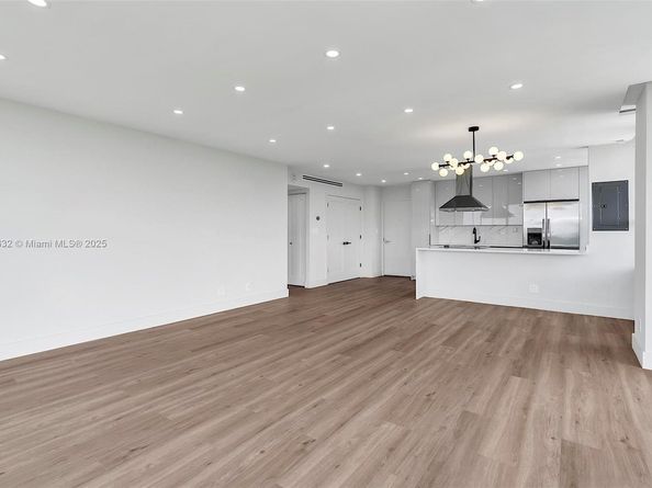 780 NE 69th St 910, Miami FL 33138