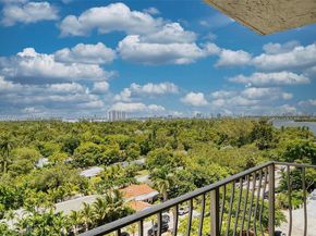 780 NE 69th St 910, Miami FL 33138